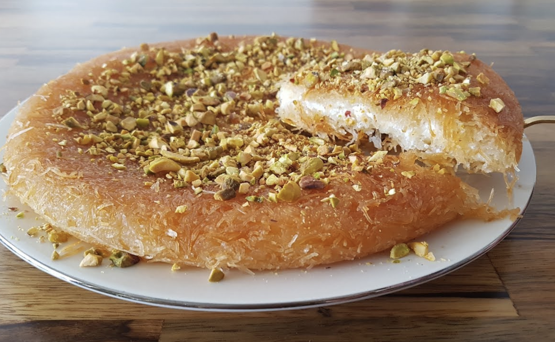 Israeli knafeh